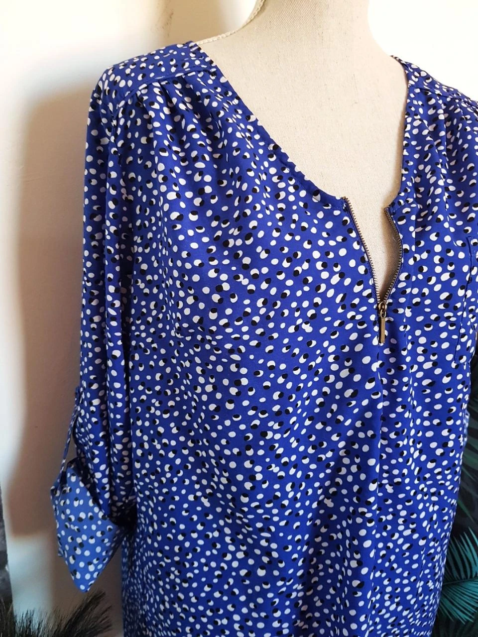 💦Blauw vloeiend bloes met patroon – Maat 42 – Verstelbare mouwen – photo 2